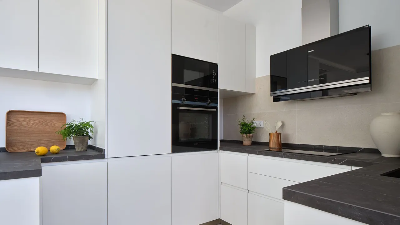 listing-e589055c-d654-4fab-b1fd-6514912ee52f-original.jpg